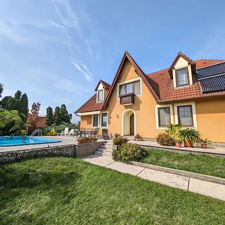 In - Balaton 54827 Gyenesdiás