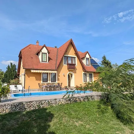 In - Balaton 54827 別荘