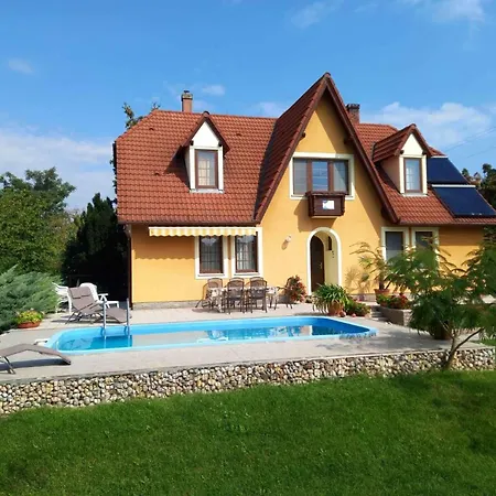 In - Balaton 54827 別荘 Gyenesdiás