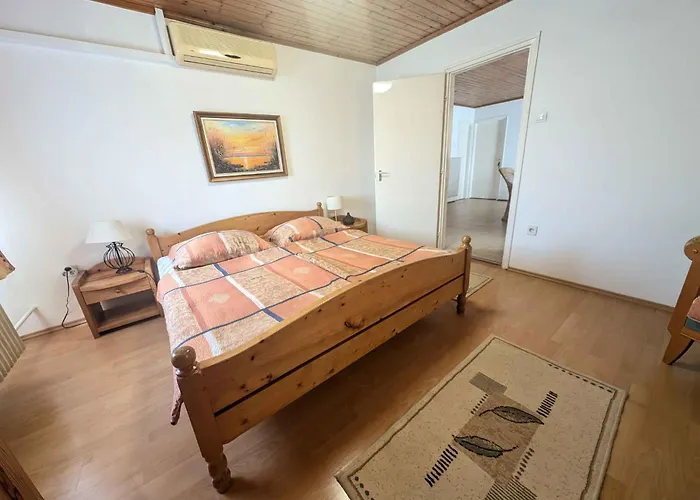 In - Balaton 54827 בית נופש *